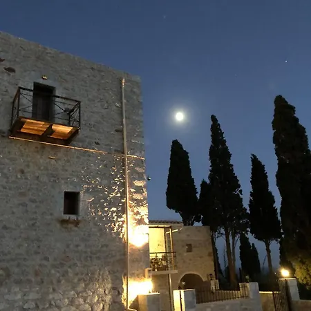 Kamares Stone House 5 예롤리민