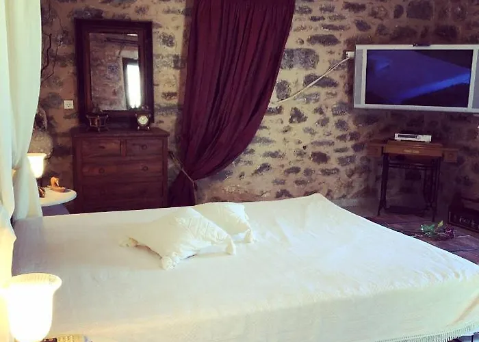 Kamares Stone House 5