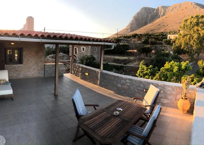 شقة Kamares Stone House 5 *