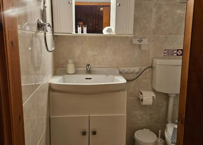 Kamares Stone House 5 *